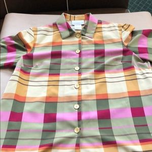 Shirt dress in plaid. Size large